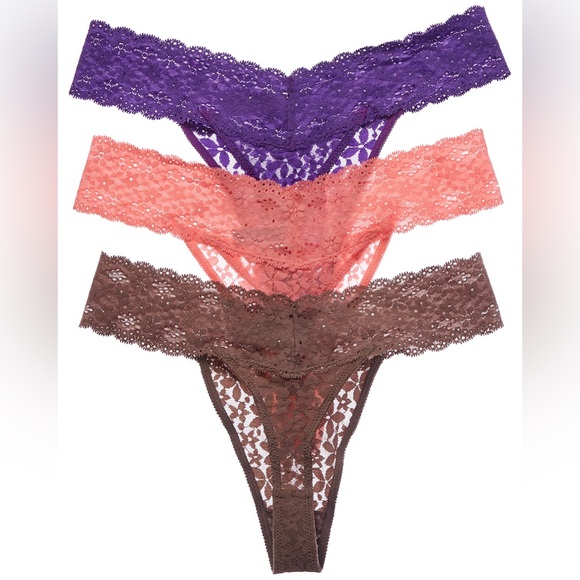 WACOAL 3 Pack Lace Thongs M $39 Retail NWT - Picture 2 of 6
